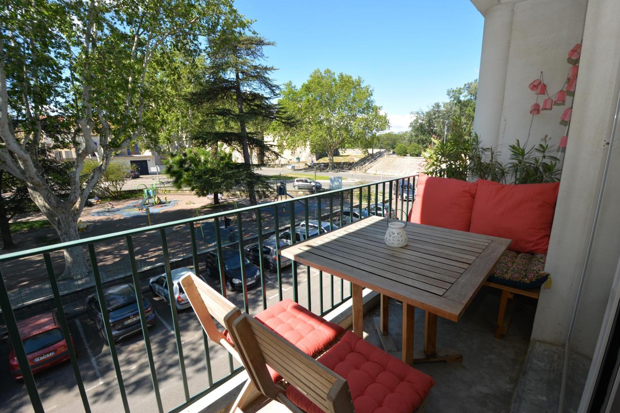 Appartement Tarascon Buitenkant foto